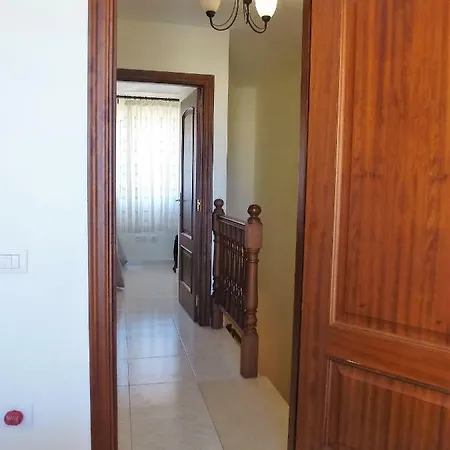 Townhouse With Separate Entrance, Terrace, Patio And Balcony * لوس كريستيانوس