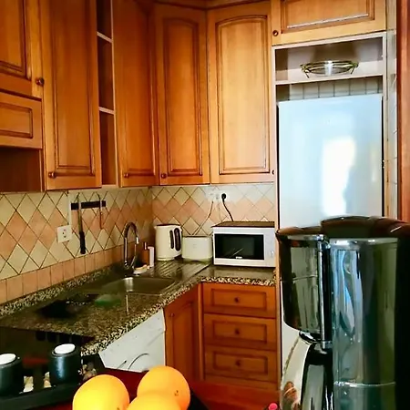 بيت للعطل Townhouse With Separate Entrance, Terrace, Patio And Balcony
